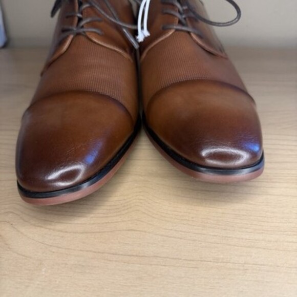 Men's 8.5 GUESS Shelly Oxford Dress Shoes Medium Brown Faux Leather Cap Toe Men's 8.5 GUESS Shelly Oxford Dress Shoes Medium Brown Faux Leather Cap Toe